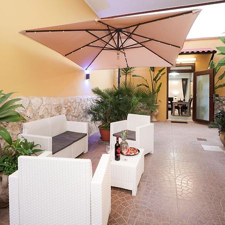 Guesthouse Da Filiberto Melendugno Bagian luar foto