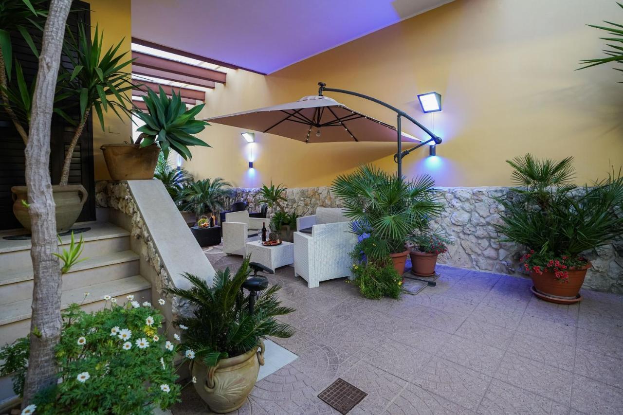 Guesthouse Da Filiberto Melendugno Bagian luar foto