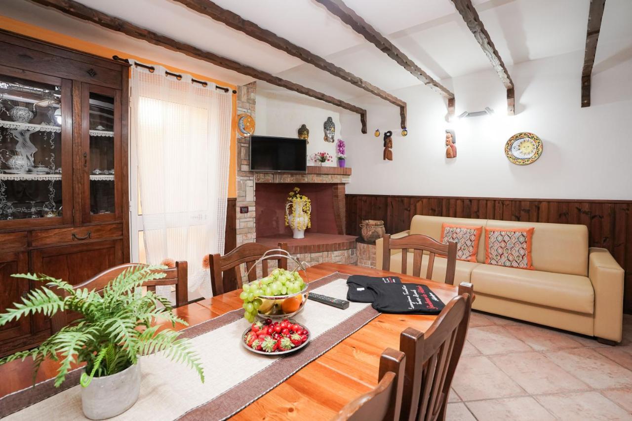 Guesthouse Da Filiberto Melendugno Bagian luar foto