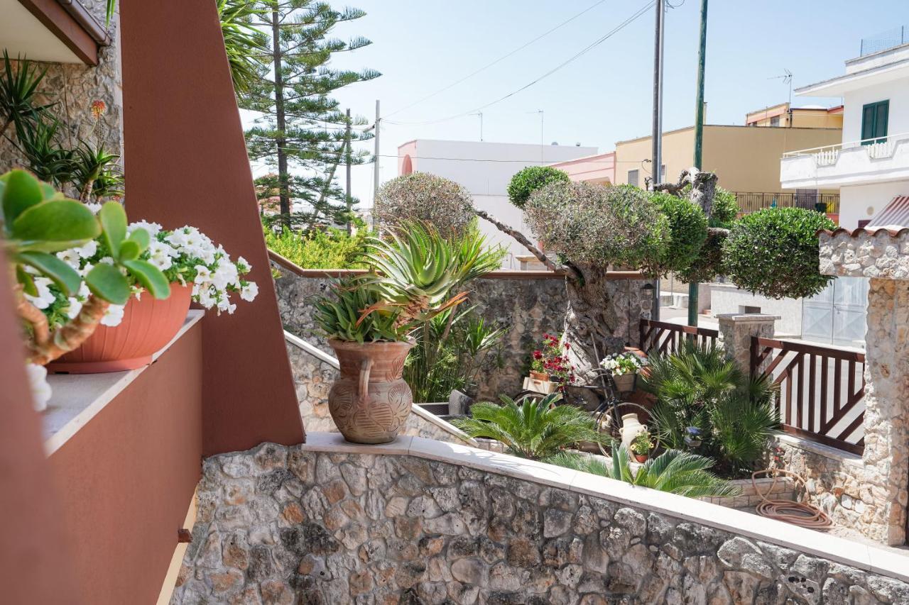 Guesthouse Da Filiberto Melendugno Bagian luar foto
